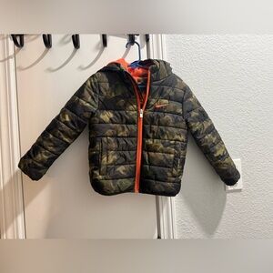 Nike Kids Camo Puffer Jacket – Woodland/Orange